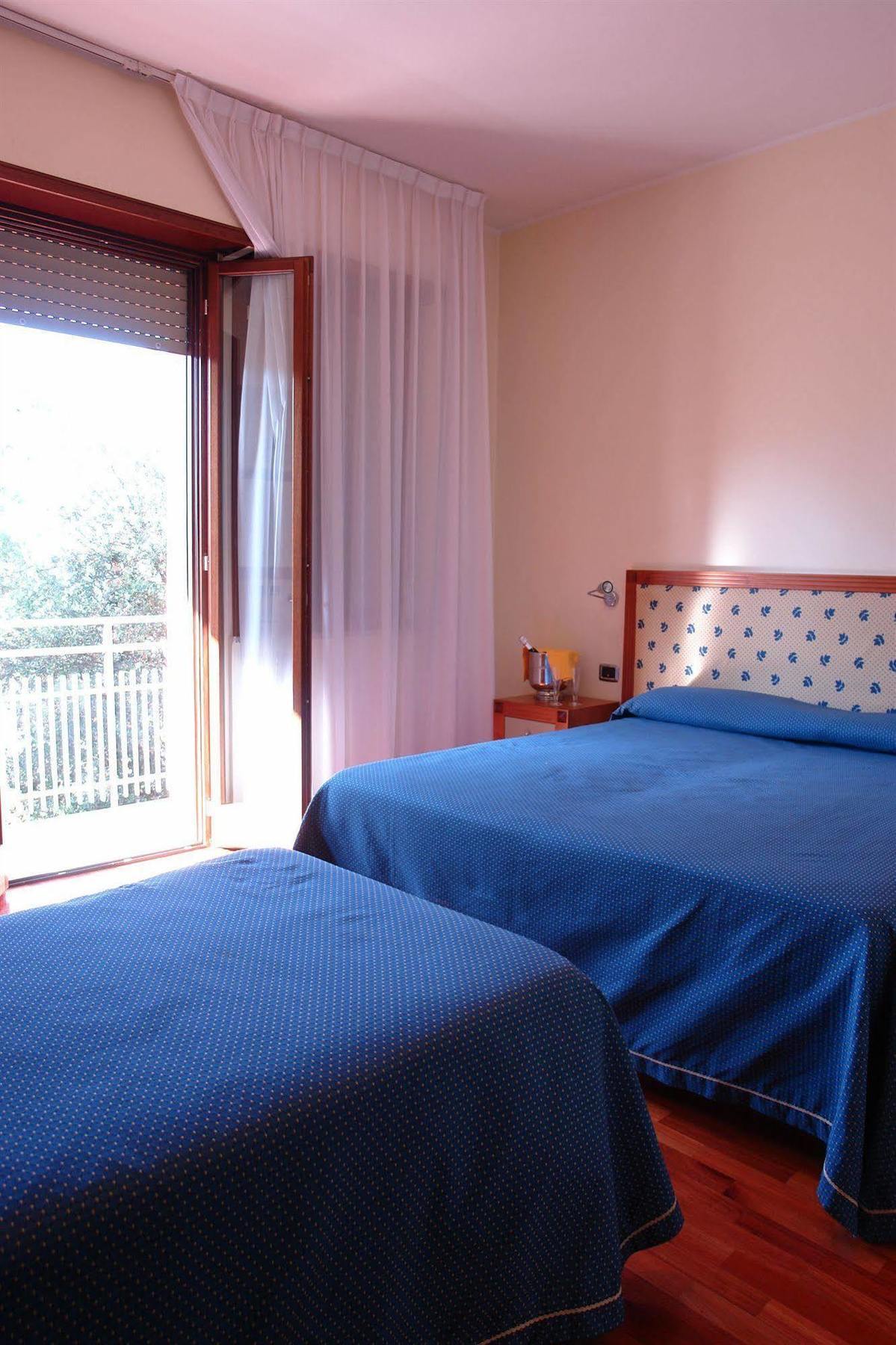 Hotel Il Castellaccio Piccione Ngoại thất bức ảnh