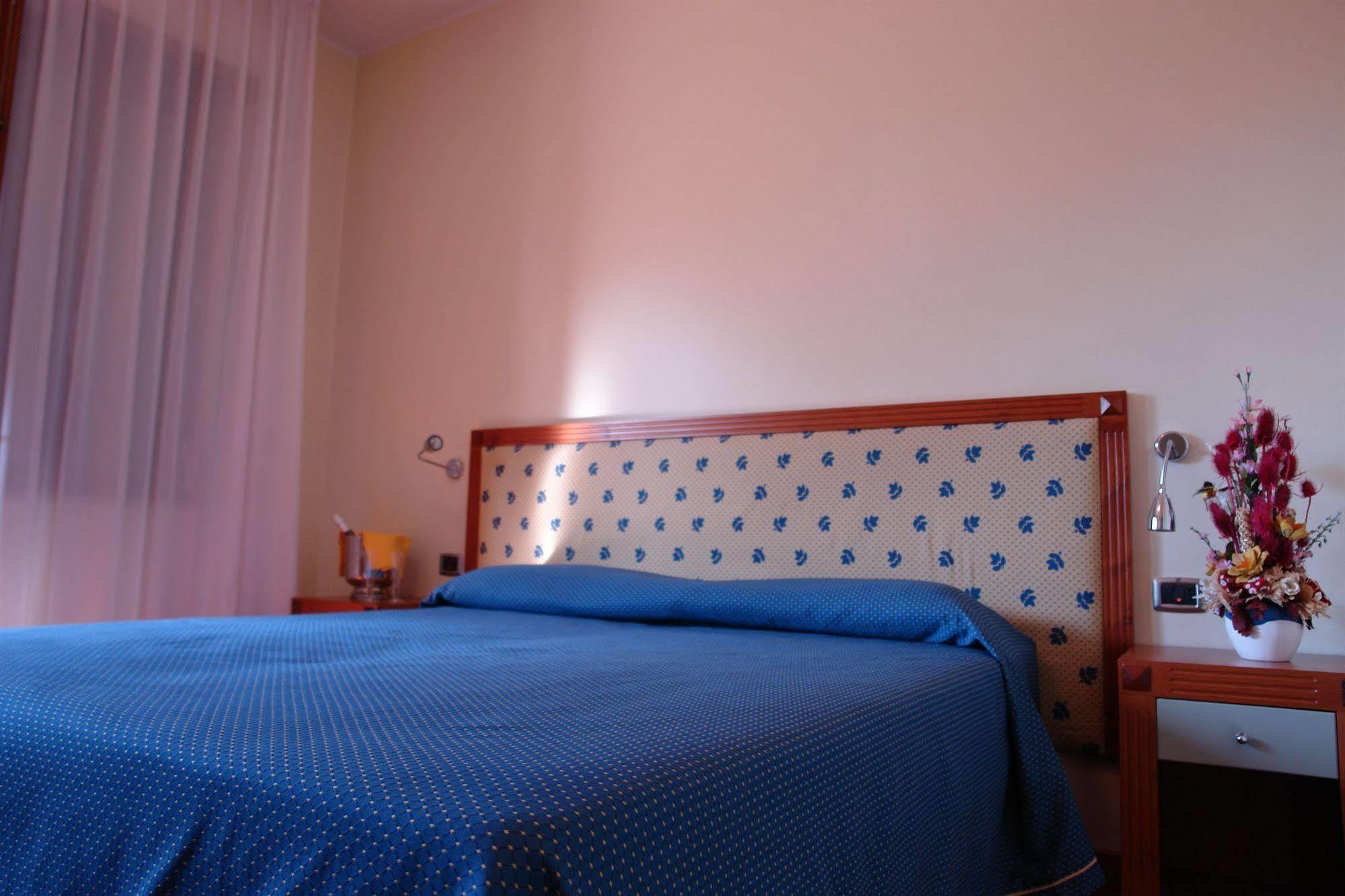 Hotel Il Castellaccio Piccione Ngoại thất bức ảnh